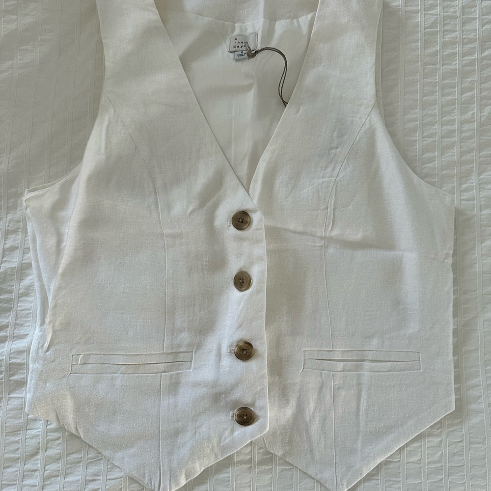 SOLD A New Day Linen Blend White Button-Up Vest